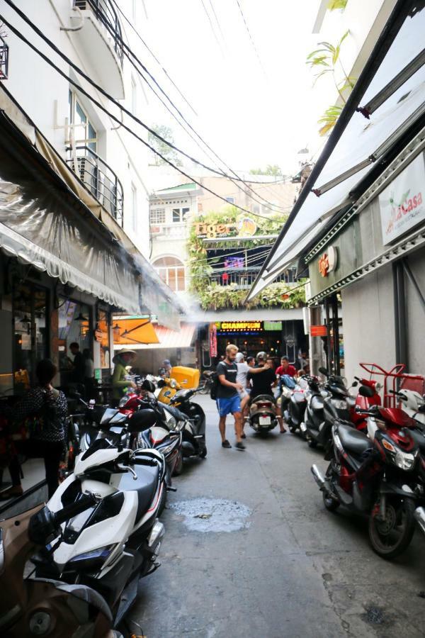 Отель Saigon Odyssey House Хошимин Экстерьер фото